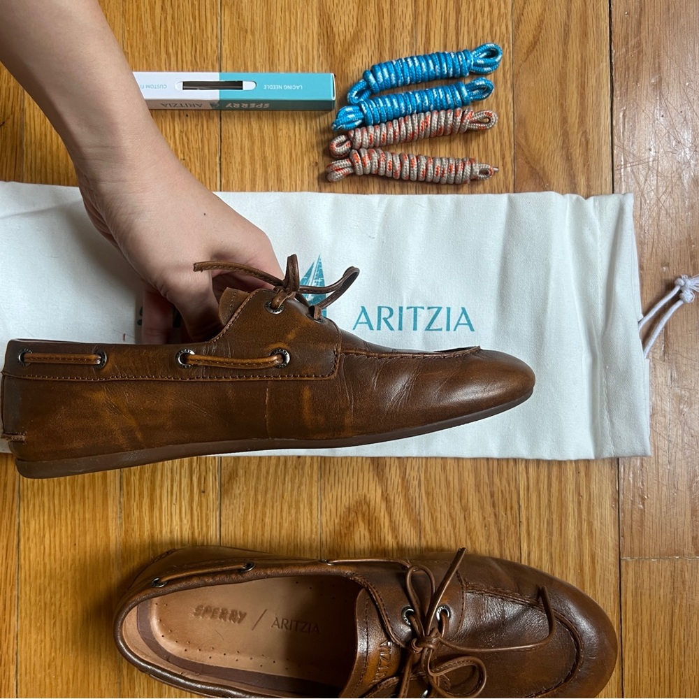 Sperry x Aritzia sold out slim boat shoe